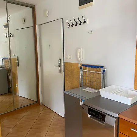 Pomaranczowy - Kawalerka W Srodmiesciu Daire Kolobrzeg